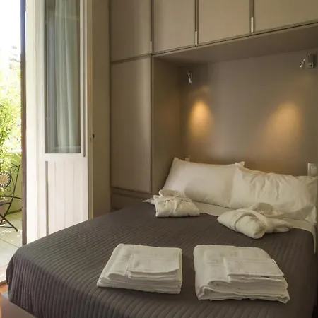 8, Emma * קאטוליקה