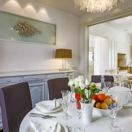 8, Emma * קאטוליקה